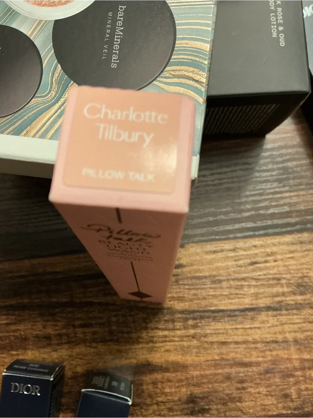 Charlotte Tilbury Pillow Talk Beauty Light Wand - Blush Pink with Gold Accents